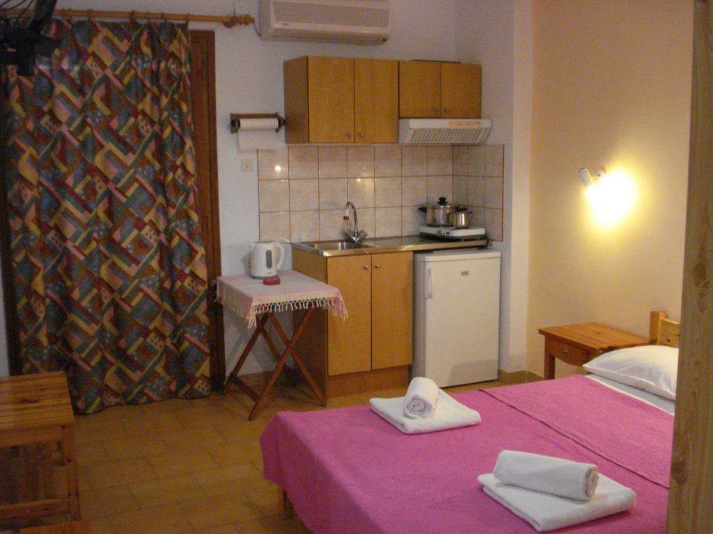 Ethra Hotel Patitírion Eksteriør billede