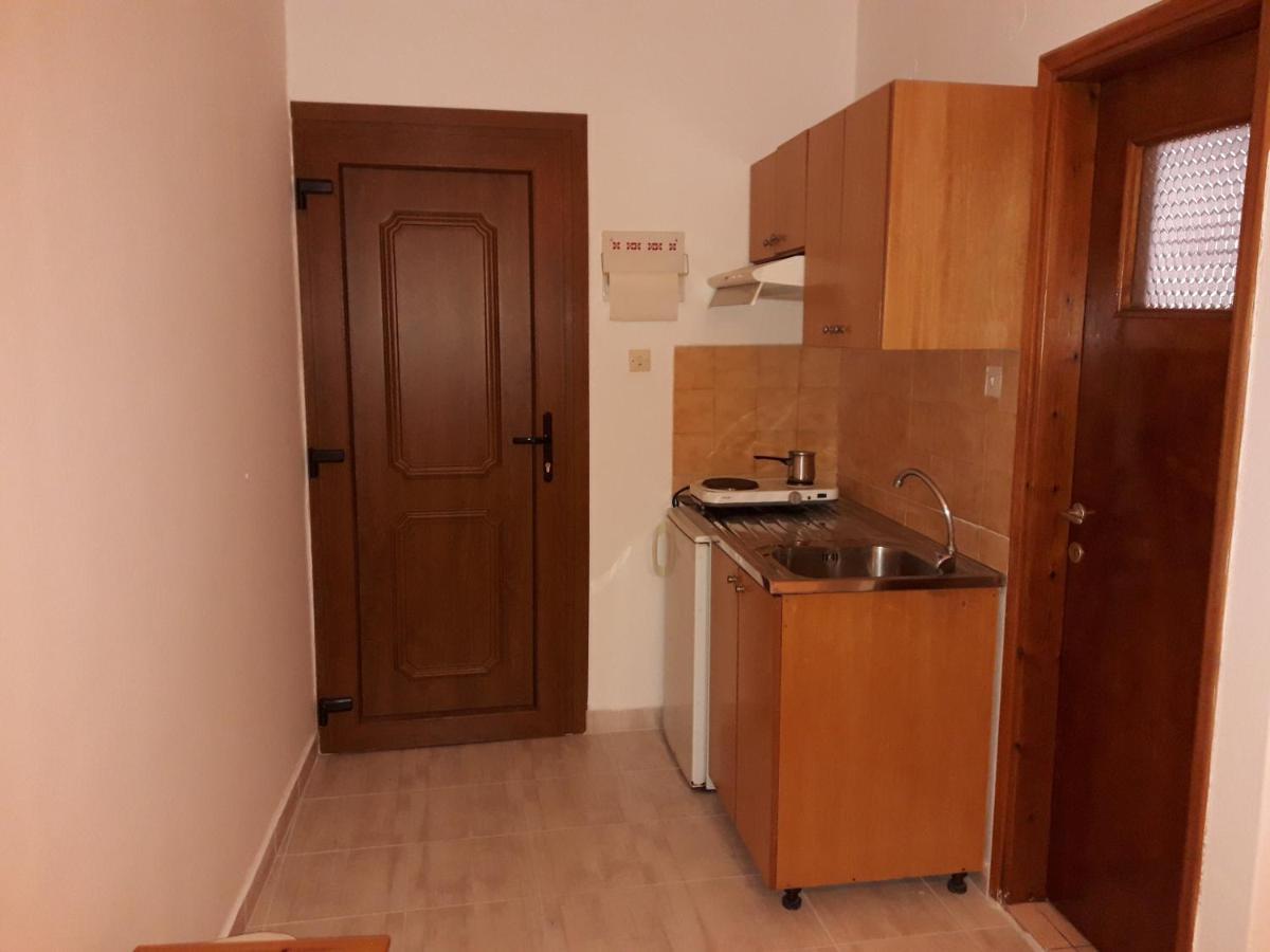 Ethra Hotel Patitírion Eksteriør billede